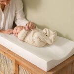 Aankleedkussen babyspullen uitzetlijst
